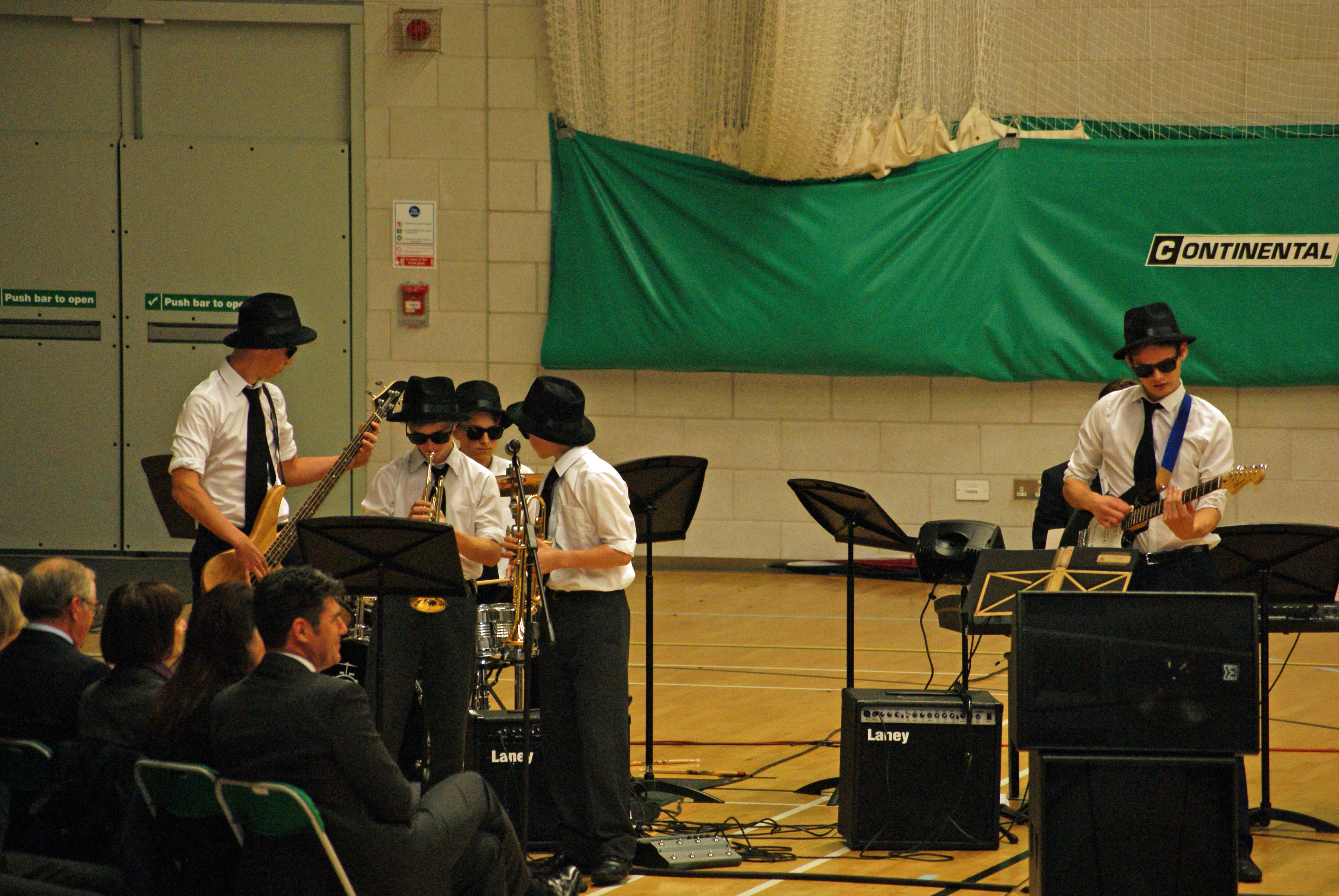 Lupton (Best Creative Performance) - House Song 2014