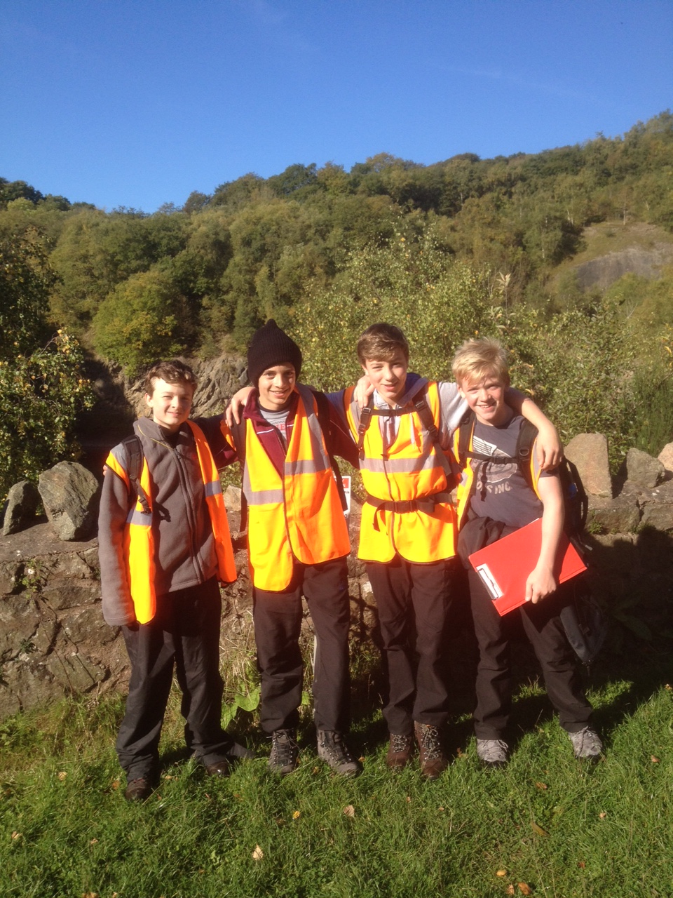 Day 1 of Lower Fourth Camp: Pupils begin their journey at Gullet Quarry, 14th October 2015