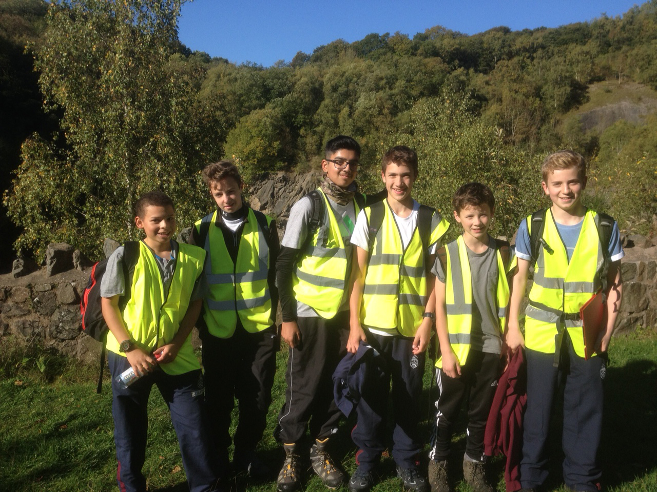 Day 1 of Lower Fourth Camp: Pupils begin their journey at Gullet Quarry, 14th October 2015