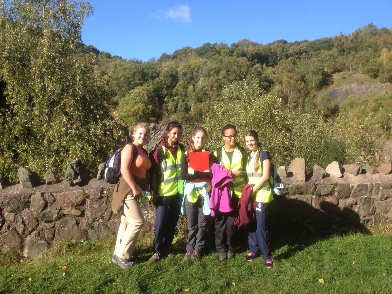Day 1 of Lower Fourth Camp: Pupils begin their journey at Gullet Quarry, 14th October 2015